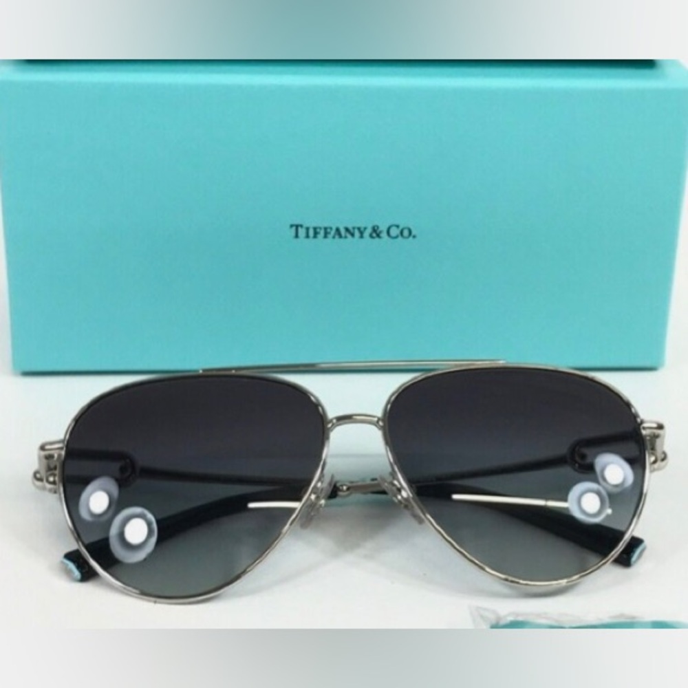 🔴Authentic TIFFANY & CO Avitar Sunglasses 🔴